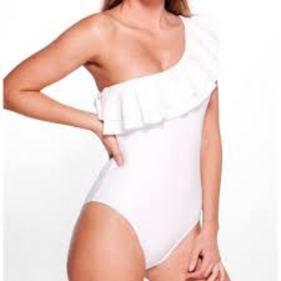 zara white swimsuit